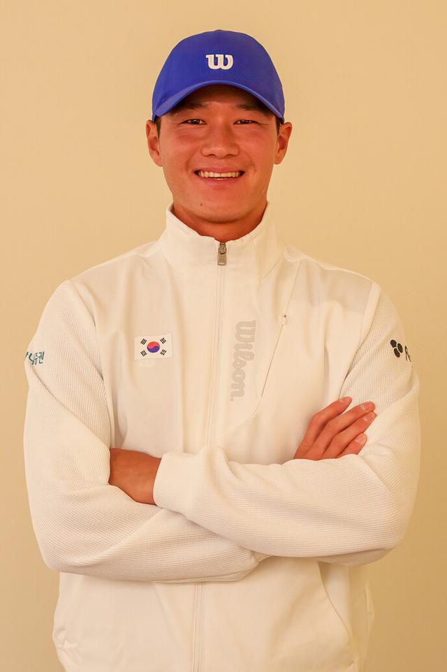 Headshot of Soonwoo Kwon