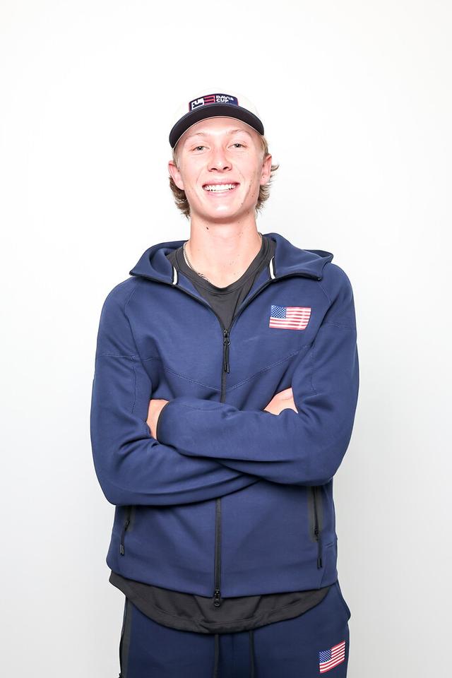 Headshot of Ethan Quinn